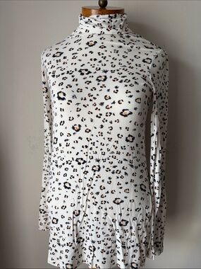 A Pea in the Pod Cream Leopard Print Turtleneck Long Sleeve Top